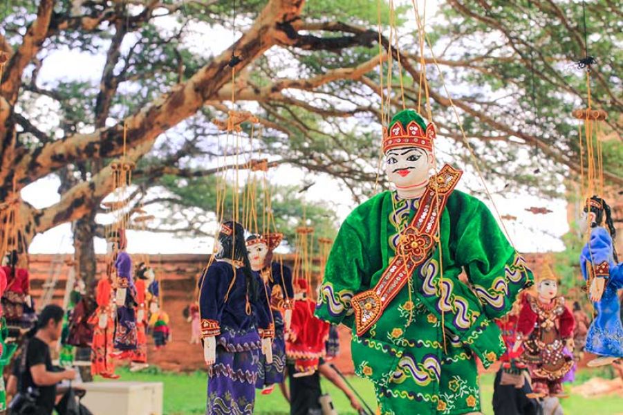 Myanmar Puppets